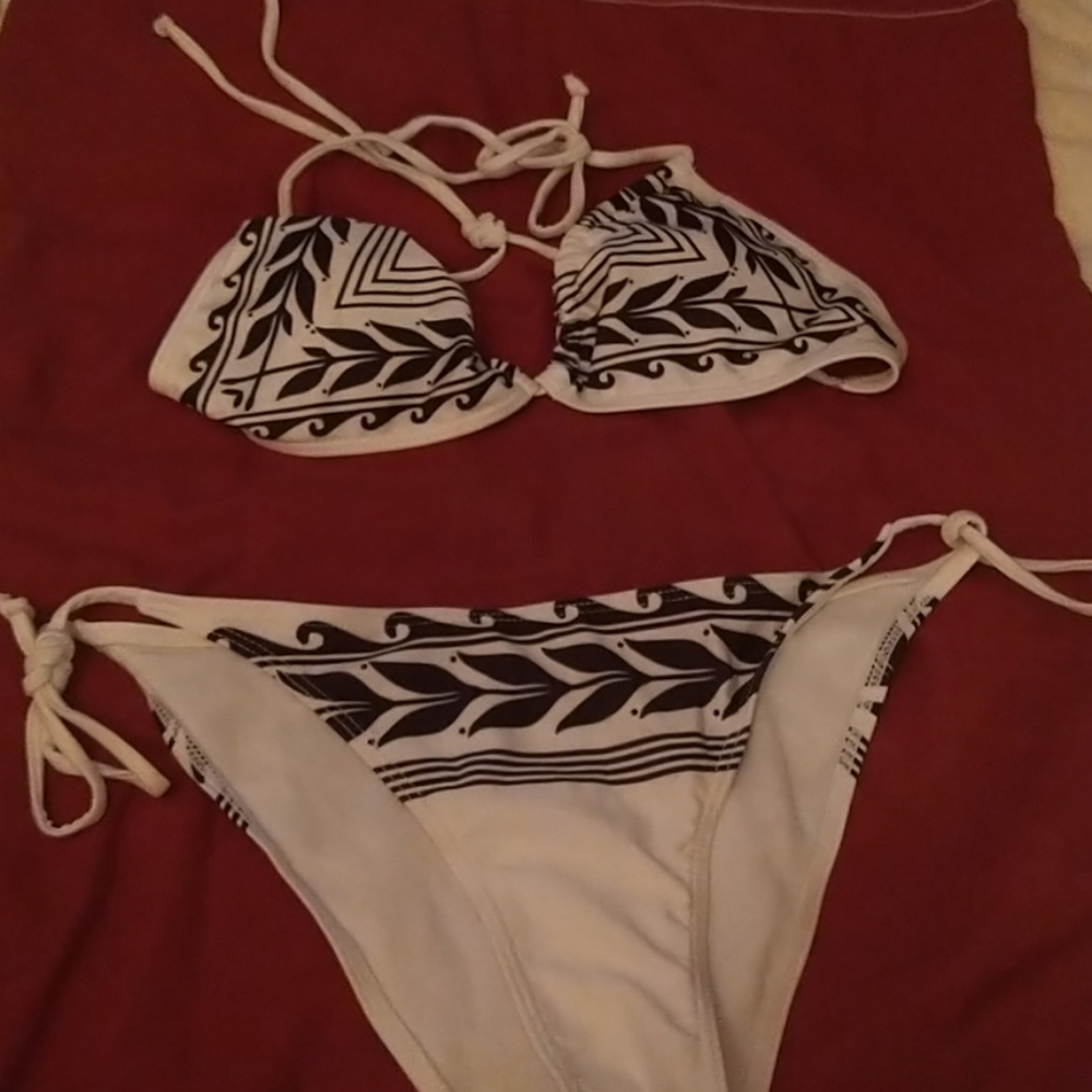 Swimming suit
